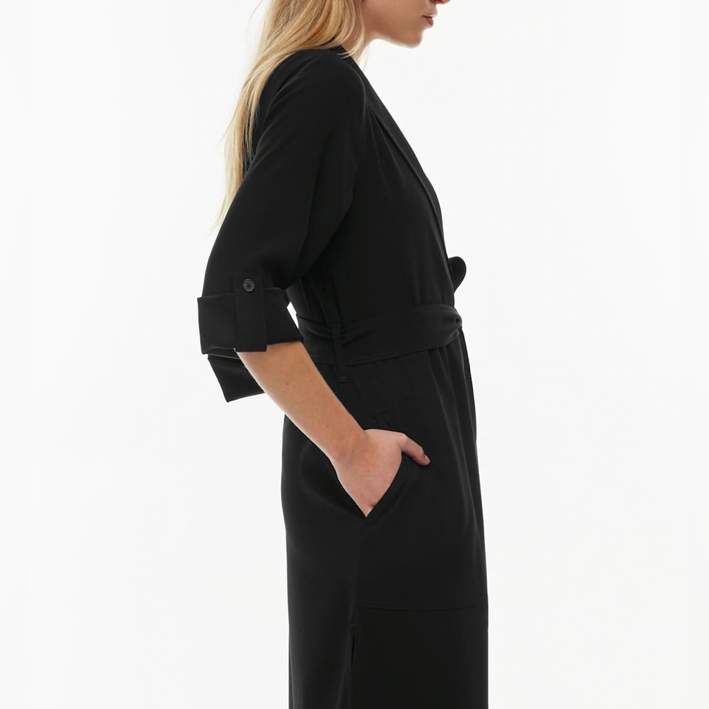 NEW Aritzia Babaton Kahlo Robe-Crepe Belted Wrap Jacket Long Black- S BNWT